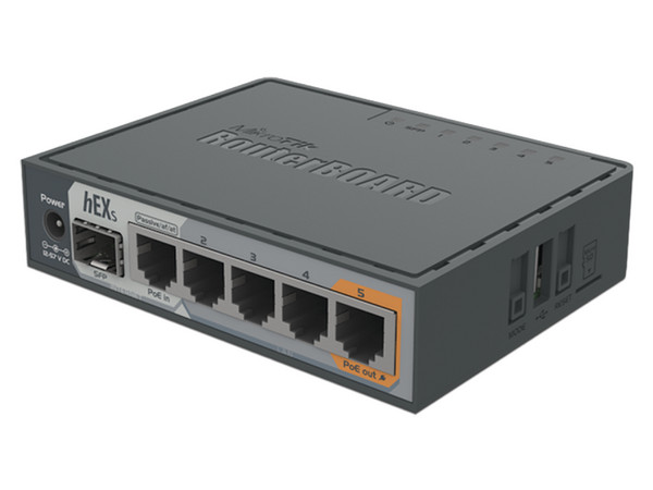 Router MikroTik RB760IGS con 5 Puertos Gigabit Ethernet y 1 Puerto SFP, Dual Core, PoE in, PoE Out.