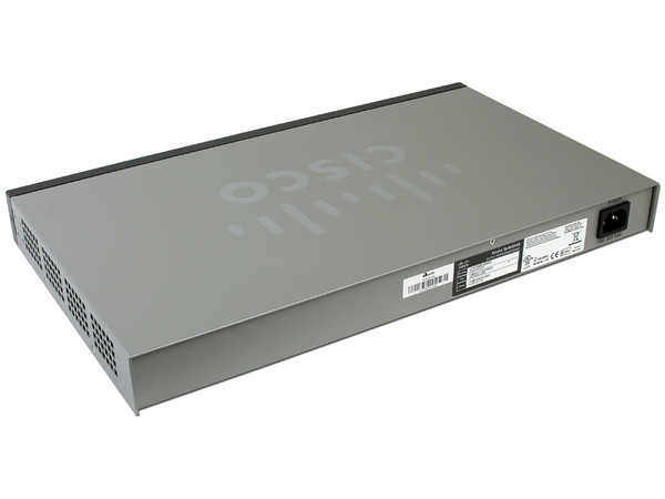 Switch CISCO SLM224G de 26 puertos (24 puertos 10/100 y 2 puertos Gigabit)