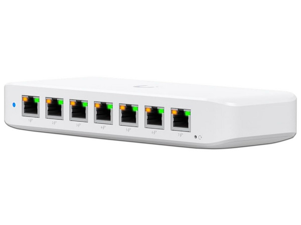 Switch Ubiquiti UniFi Ultra Capa 2, de 7 Puertos PoE+ y 1 Puerto PoE++ de Entrada, 52W Totales, Incluye Adaptador de Corriente