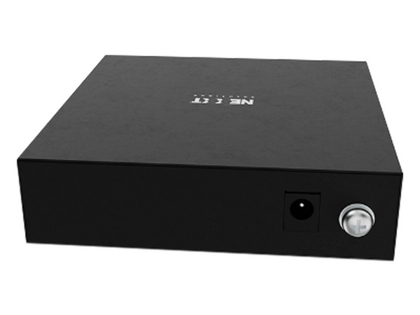 Switch Nexxt NW235NXT02, 5 Puertos RJ-45 10/100/1000 Mbps, Color Negro.