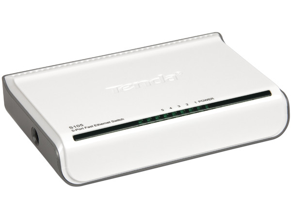 Switch Tenda de 5 Puertos, 10/100Mbps.