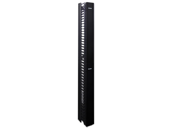 Organizador de Cables Belden Vertical Para Rack de 84
