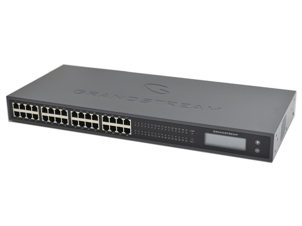 Adaptador VoIP GrandStream GXW4232V2 de 32 FXS y 2 puertos telco 50 pins, para montaje en rack.