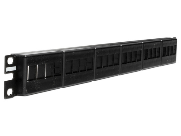 Panel de Parcheo Modular Plano Panduit NKFP24Y de 24 puertos, 1U. Color Negro.