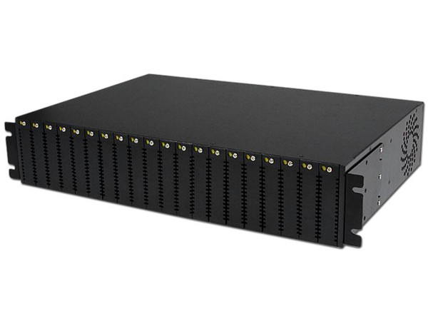 Chasis para convertidores de medios de Fibra ET Serie 2 de 20 ranuras para montaje en Gabinete Rack de 2U.