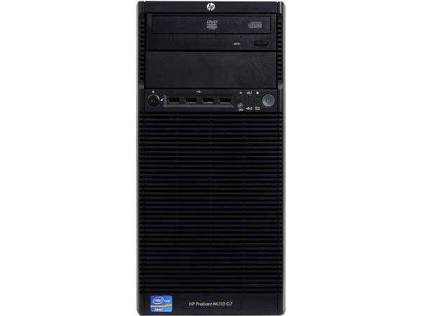 Servidor HP ProLiant ML110 G7:
Procesador Intel Xeon E3-1220 (3.1 GHz),
Memoria 2GB DDR3, D.D. de 250GB, 
DVD-ROM 16x, 
Red Gigabit.