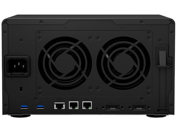 Servidor NAS Synology DS1621XS+:
Procesador Intel Xeon D-1527 (Hasta 2.20 GHz),
Memoria RAM 8GB DDR4 ECC, 
No incluye Disco Duro (Soporta 2.5