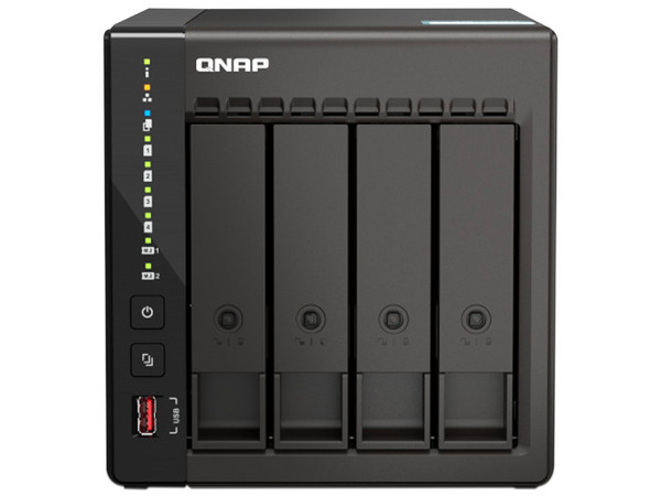Servidor NAS QNAP TS-453E-8G: 
Procesador intel Celeron J6412 (hasta 2.6 GHz), 
Memoria de 8GB DDR4, 
hasta 4 Bahías SATA, 
(No Incluye Discos Duros).