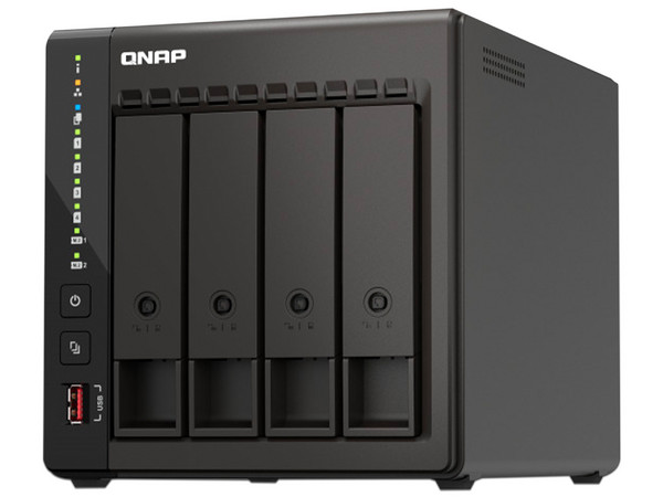 Servidor NAS QNAP TS-453E-8G: 
Procesador intel Celeron J6412 (hasta 2.6 GHz), 
Memoria de 8GB DDR4, 
hasta 4 Bahías SATA, 
(No Incluye Discos Duros).