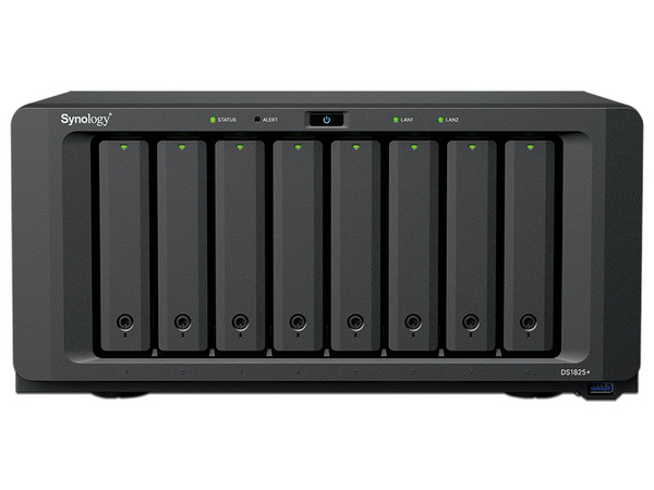 Servidor NAS Synology DS1825+: 
Procesador AMD Ryzen V1500B (hasta 2.2 GHz), 
Memoria de 8GB DDR4, 
Hasta 8 Bahías (No Incluye Discos Duros), 
Color Negro.