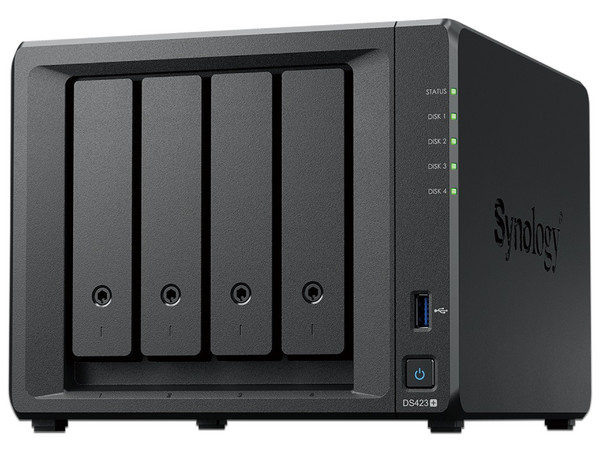 Servidor NAS Synology DS423+: 
Procesador Intel Celeron J4125 (Hasta 2.7 Ghz), 
Memoria de 2GB DDR4, 
Hasta 4 Bahías SATA, 
No Incluye Discos Duros.
