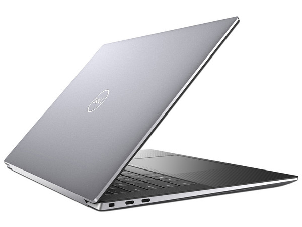 Workstation DELL Mobile Precision 5550:
Procesador Intel Core i7 10750H (hasta 5.00 GHz),
Memoria de 8GB DDR4,
SSD de 256GB,
Pantalla de 15.6