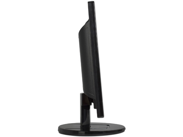 WorkStation HP Z240:
Procesador Intel Core i5-6500 (hasta 3.6 GHz),
Memoria de 4 GB DDR4, D.D. de 1 TB,
DVD±RW, Video NVIDIA Quadro K420,
Windows 10 Pro (64 bits).
Incluye Monitor HP 19KA de 18.5