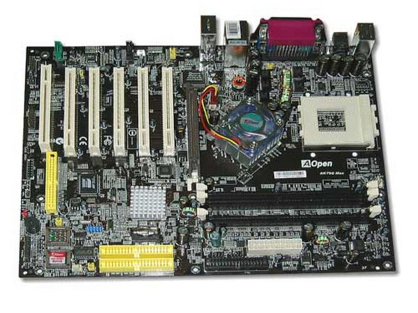 Tarjeta Madre AOpen AK79G Max, ChipSet nVidia nForce2,
Soporta: AMD Athlon XP /Athlon/Duron,
Integrado: Video Geforce4 MX, Audio Realtek 5.1,
Memoria: DDR 266/333/400, 3Gb Max. (3 Bancos),
Diseño: ATX, Ptos: 1x AGP, 5x PCI, 1xACR