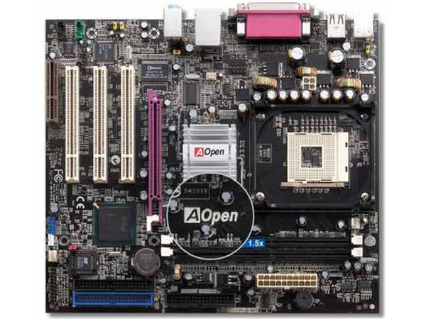 T. Madre AOpen MX4GVR, ChipSet Intel 845GV, ICH4
Soporta: Pentium 4 / Celeron con BUS de 400/533Mhz
Integrado: Audio, Video y Red 10/100Mbps
Memoria: SDRAM DDR PC2100 (266Mhz), 2 Bancos, 2GB Max
Diseño: Micro-ATX, Ptos. 1x ADD, 3x PCI, 1x CNR