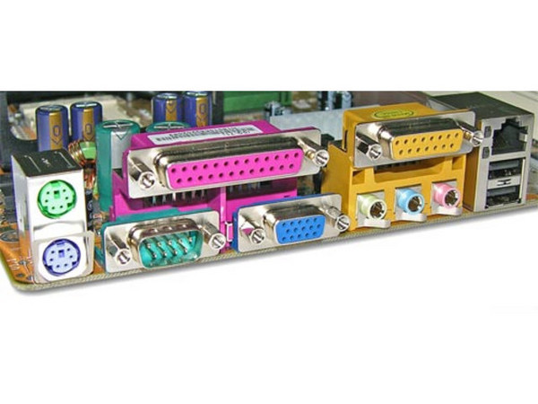 T. Madre Abit SG-71, ChipSet SIS 651/962L, 
Soporta: Pentium 4, 478Pins, BUS de 400 y 533Mhz.
Integrado: Video 3D, 10/100MB LAN, Audio 2 canales AC97,
Memoria: 2 DIMM DDR 200/266/333 (Max. 2GB)
Diseño: Micro ATX  Ptos: 1 x AGP, 3 x PCI, 2 x USB 2.0