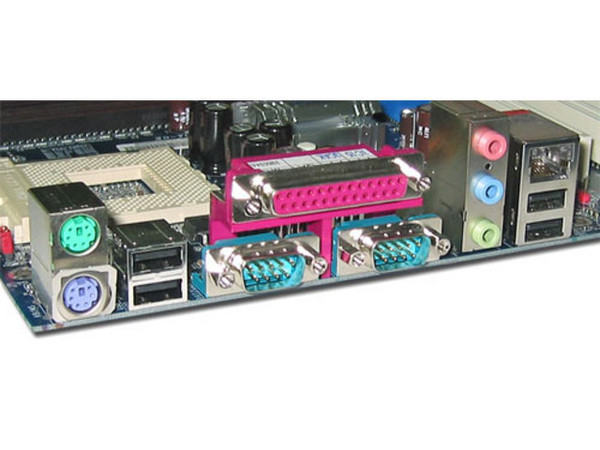 T. Madre Albatron KX600A-GE, ChipSet VIA KT600,
Soporta: AMD Athlon XP, Athlon XP Barton/Duron Socket A,
Integrado: Audio 6 canales, Red,
Memoria: 3x DDR DIMM DDR 400/333/266, 3Gb Max,
Diseño: ATX, Ptos. 1x AGP 8X, 5x PCI