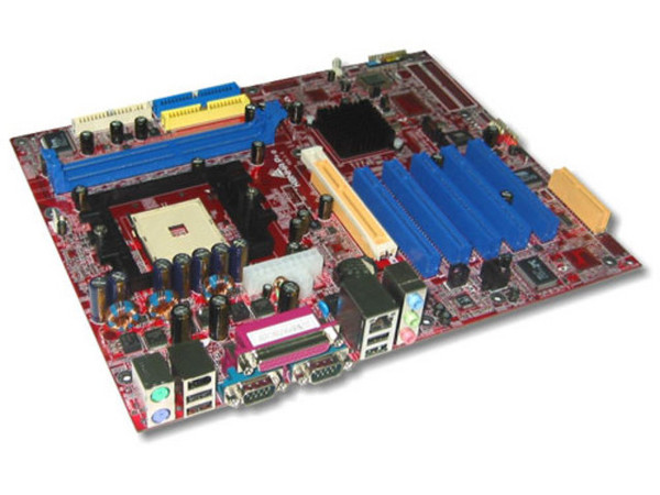 T. Madre Biostar K8NHA Pro ChipSet NVIDIA nForce 3,
Para:Athlon 64, 3200+ / 3400+,
Integrado: Audio Realtek de 6 Canales, Red,
Memoria: DDR333/DDR400,
Diseño: ATX, Ptos. 5 x PCI, 1 x AGP8X, 1 x CNR