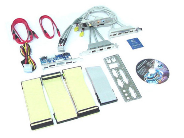 T. Madre GigaByte GA-7VAXP Ultra, ChipSet VIA KT400,
Soporta AMD XP y Duron con BUS /333/266 MHZ, 
Integrado: Audio AC97', 6 USB 2.0, Raid ATA133, 
2 Puertos Serial ATA (SATA), Puerto FireWire
Diseño: ATX Completo,  1x AGP (4x/8x), 5x PCI