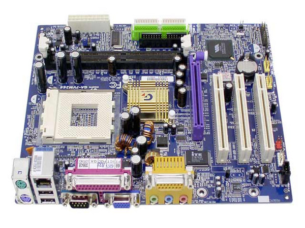 Tarjeta Madre GigaByte GA-7VM266, ChipSet VIA KM266, 
Soporta: AMD Athlon XP/Duron con BUS de 266/200 MHz, 
Memoria: 2x DIMM DDR266/200, 1GB Max, 
Integrado: Video, Audio y Red 10/100Mbps, 
Diseño: Micro ATX, Ptos: 1x AGP, 3x PCI