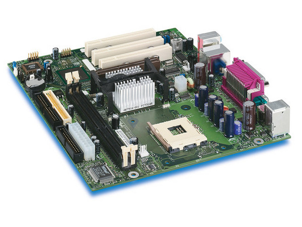 T. Madre Intel D845GERG2L, ChipSet Intel® 845GE, 
Soporta: P4 y Celeron con BUS de 533/400 MHz, 
Memoria: SDRAM DDR 333/266, 2 Bancos, 2GB Max, 
Integrado: Video Intel, Audio AC97, Red 10/100Mbps, 
Diseño: Micro ATX, Ptos: 1x AGP, 3x