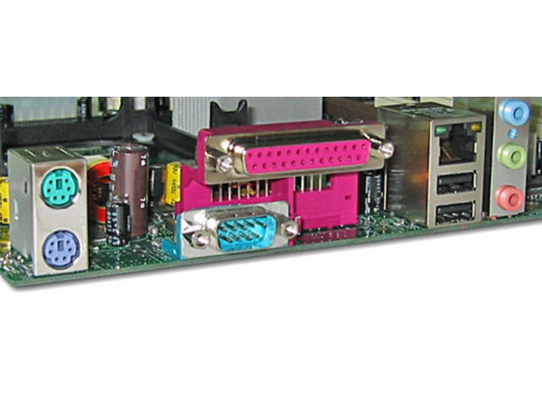 T. Madre Intel D845PEMYL, ChipSet Intel 845PE,
Soporta: Pentium 4/Celeron, 478Pins, BUS de 400/533Mhz,
Integrado: Audio AC97 Realtek ALC202A, Red,
Memoria: 2 DIMM DDR 200/266/333 (Max. 2GB),
Diseño: Micro ATX Ptos: 1 x AGP 4x, 3 x PCI, 4 x USB 2