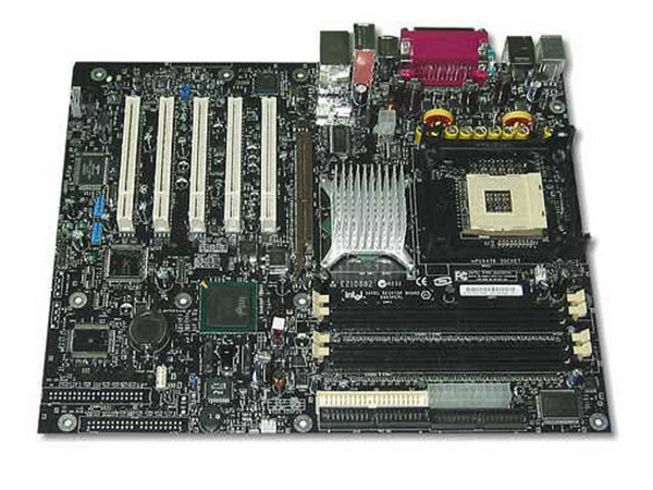 T. Madre Intel D865PERLL, ChipSet Intel 865PE
Soporta: P4 y Celeron con H.T. y BUS de 400/533/800Mhz
Integrado: Sonido y LAN10/100
2 Ptos. IDE y 2 Ptos. Serial ATA, FireWire
Memoria: SDRAM DDR 400/333/266
Diseño: ATX, Puertos: 1x AGP, 5x PCI