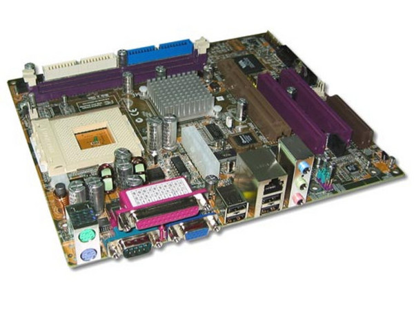 T. Madre Soyo SY-K7VME, ChipSet VIA KM400, 
Soporta: AMD Athlon XP y Duron con BUS de 266/333Mhz, 
Memoria: DDR SDRAM 266/333, 2 Bancos, 2GB Max., 
Integrado: Video, Sonido y Red 10/100Mbps, 
Diseño: Micro ATX, Ptos. 2x PCI, 1x AGP 4x/8x