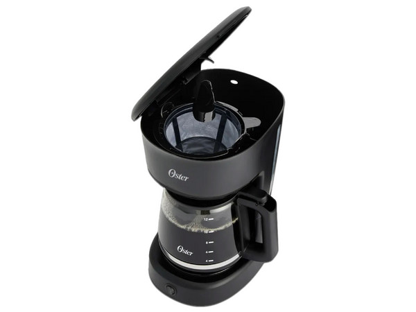 Cafetera Oster BVSTDCS121B-013, 12 Tazas. Color Negro.