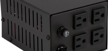 Regulador Sola Basic Microvolt 2KVA, DN-21-202 con 4 contactos.