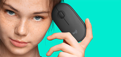 Teclado y mouse inalámbricos Logitech MK470 Slim, receptor USB, color negro.