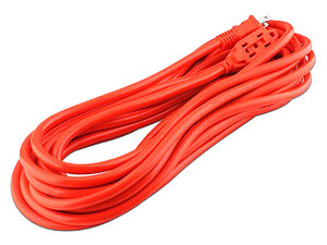 Extensión de alimentación Santul 2409, de uso rudo con 3 contactos, 8m. Color Naranja.