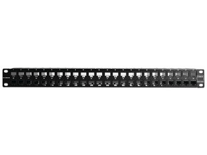 Panel de parcheo Z-MAX SIEMON Z6AS-PNLA-U48K, Categoría 6A, Blindado, 48 puertos, Angulado, 1UR.