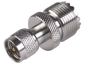 Adaptador en Línea RF INDUSTRIES RFU-621 de Conector Mini UHF Macho a UHF Hembra (SO-239), Níquel, Oro, Teflón.