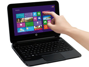 Laptop HP Pavilion 10: Procesador AMD A4-1200 (1.0 GHz), Memoria de 2 GB  DDR3, Disco Duro de 500 GB, Pantalla LED Multi Touch de 10.1\