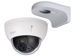 Cámara Dahua tipo domo SD22204IGC, 1080P, IP66, 2MP. Incluye brazo de pared PFB203W.