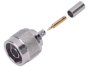 Conector Tipo N Macho RF Industries para Cables Coaxiales, Anillo Plegable, Color Plateado.
