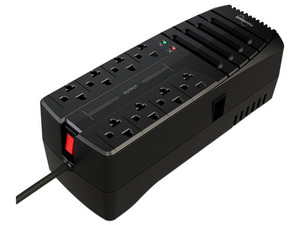 Regulador Datashield Rad2000 de 2000VA/1000W con 8 contactos.