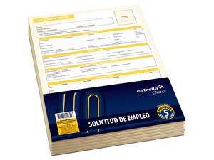 El Block Estrella Solicitud de Empleo (Modelo 655) contiene 40 hojas tamaño carta (21.6 x 27.9 cm), impresas en papel bond de 75 g/m2, ideales para procesos de selección de personal.