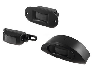 Sensor PIR BEA 10-FLY-BLKERT, ideal para accesos y salidas sin contacto. Color Negro