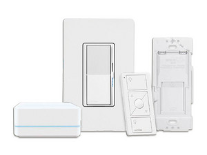Kit Hub Controlador LUTRON ELECTRONICS DVRFBDG1D, Atenuador, Control remoto PICO con Base de Pared y Tapa, Color Blanco.