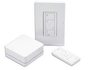 Kit de Sistema de Control de Iluminacion Lutron Hub, Controlador, Atenuador, Control remoto y Tapa.