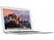 Apple Macbook Air 13  MQD32E/A:
Procesador Intel Core i5 1.8 GHz (hasta 2.9 GHz),
Memoria de 8GB LPDDR3,
SSD de 128GB,
Pantalla de 13.3