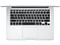 Apple Macbook Air 13  MQD32E/A:
Procesador Intel Core i5 1.8 GHz (hasta 2.9 GHz),
Memoria de 8GB LPDDR3,
SSD de 128GB,
Pantalla de 13.3