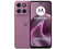 Smartphone Motorola Moto G17:
Procesador MediaTek Helio G81 Extreme (hasta 2.0Ghz),
Memoria RAM de 4GB,
Almacenamiento de 256GB,
Pantalla IPS de 6.72