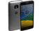 Smartphone Motorola Moto G5 XT1671:
Procesador Snapdragon 430 Octa-core (1.4 GHz),
Memoria RAM de 2GB, Almacenamiento de 32GB (expandible con microSD),
Pantalla 5.0