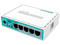 Router MikroTik RB750GR3 de 5 puertos Gigabit Ethernet, 1 puerto USB.